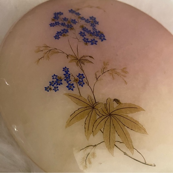 Vintage handmade alabaster floral round jewellery knickknack trinket ‎ container - Picture 3 of 13